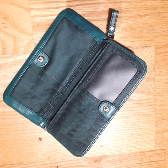 Fossil Handbags - Green Fossil Wallet